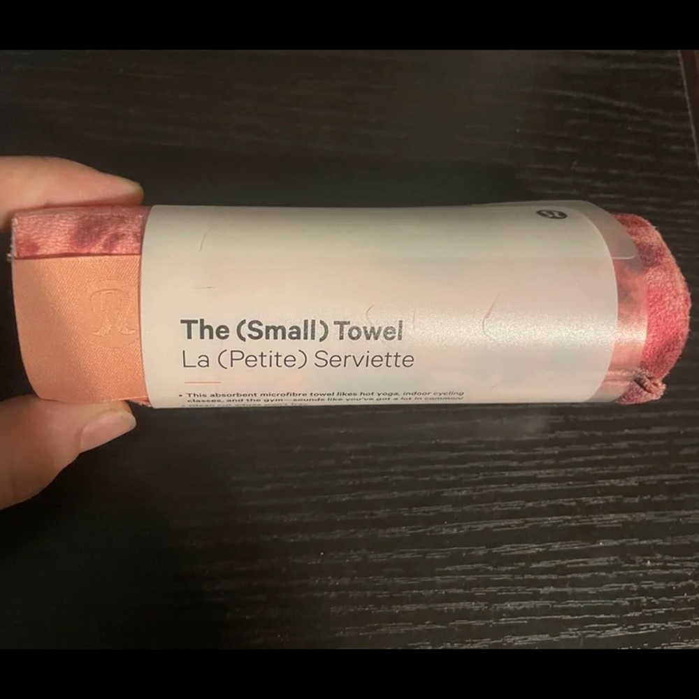 Lululemon small towel